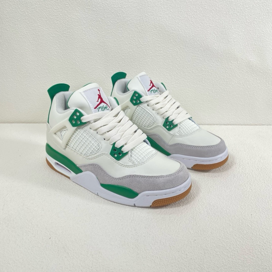 SNEAKERS AIR JORDAN 4 PINE GREEN