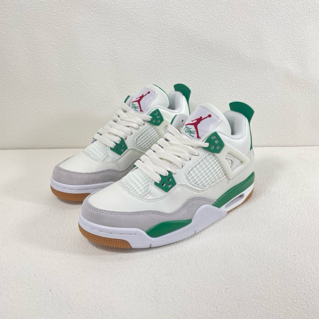 SNEAKERS AIR JORDAN 4 PINE GREEN