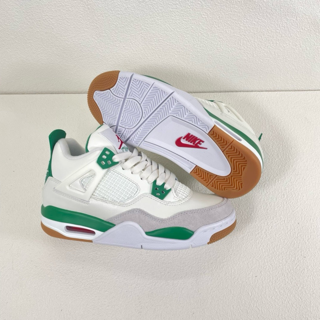 SNEAKERS AIR JORDAN 4 PINE GREEN
