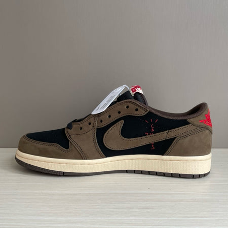 SNEAKERS AIR JORDAN 1 LOW TRAVIS SCOTT MOCHA
