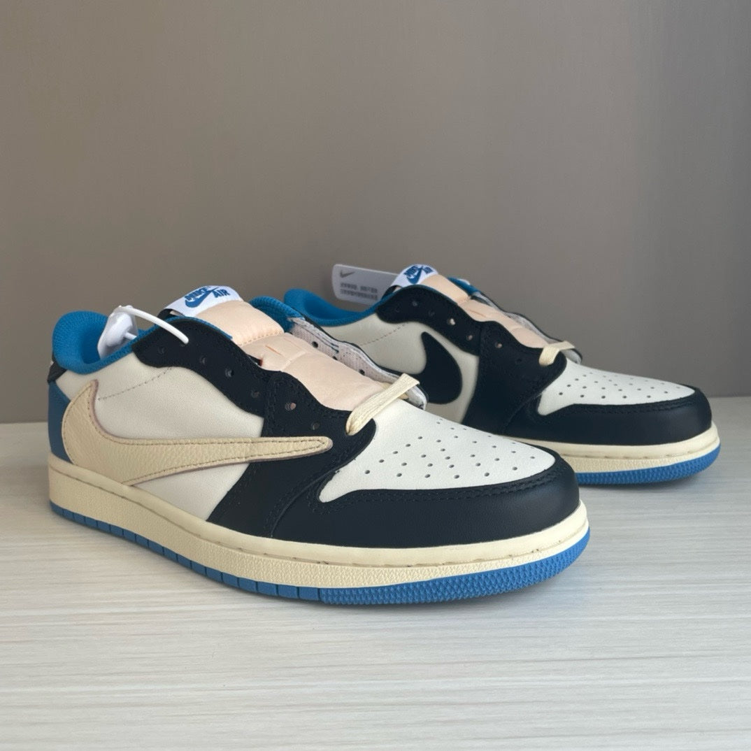 SNEAKERS AIR JORDAN 1 LOW TRAVIS SCOTT X FRAGMENT