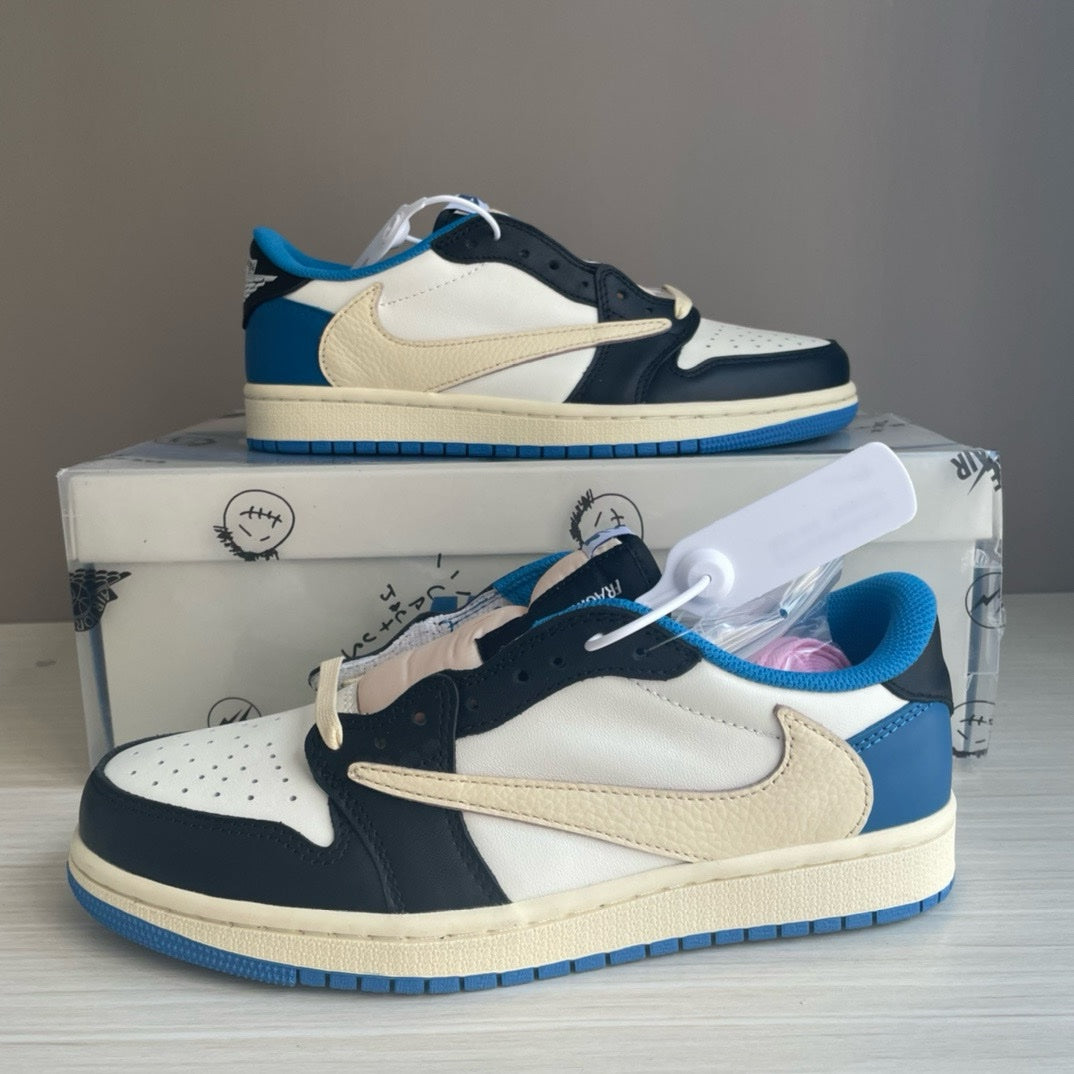 SNEAKERS AIR JORDAN 1 LOW TRAVIS SCOTT X FRAGMENT