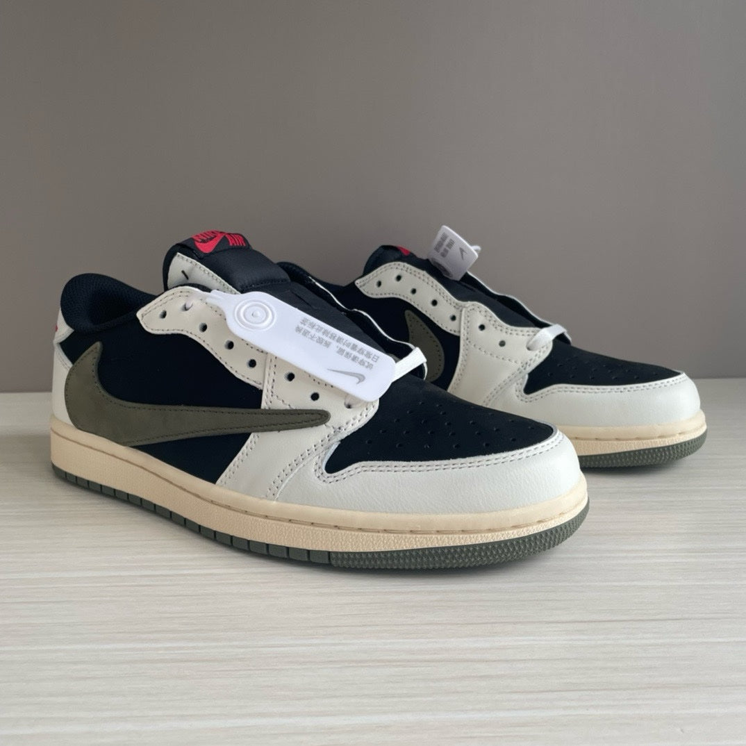SNEAKERS AIR JORDAN 1 LOW TRAVIS SCOTT OLIVE