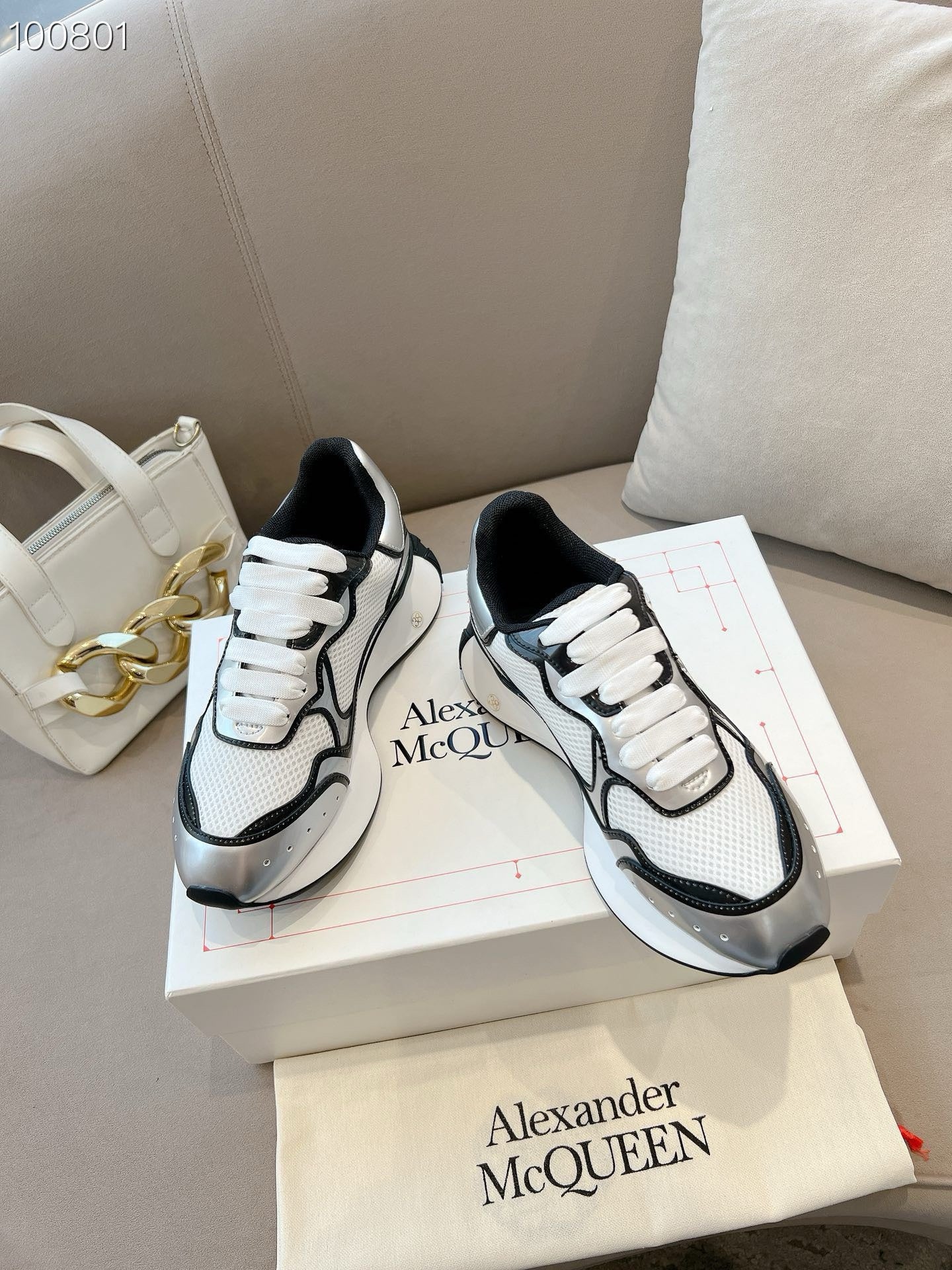 Sneakers Alexander McQueen Sprint Blanc Noir 3D
