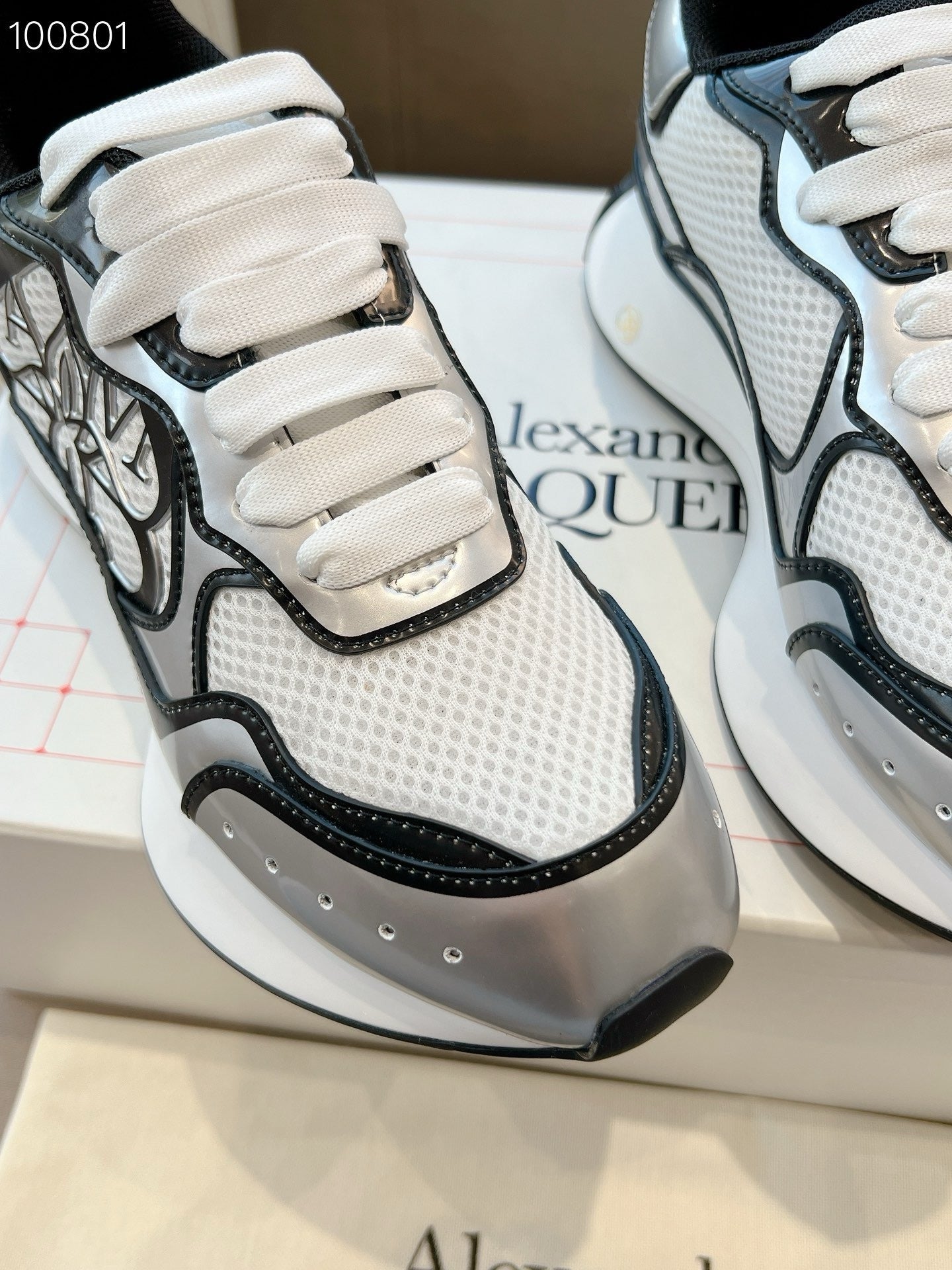 SNEAKERS ALEXANDER MCQUEEN SPRINT BLANC NOIR 3D