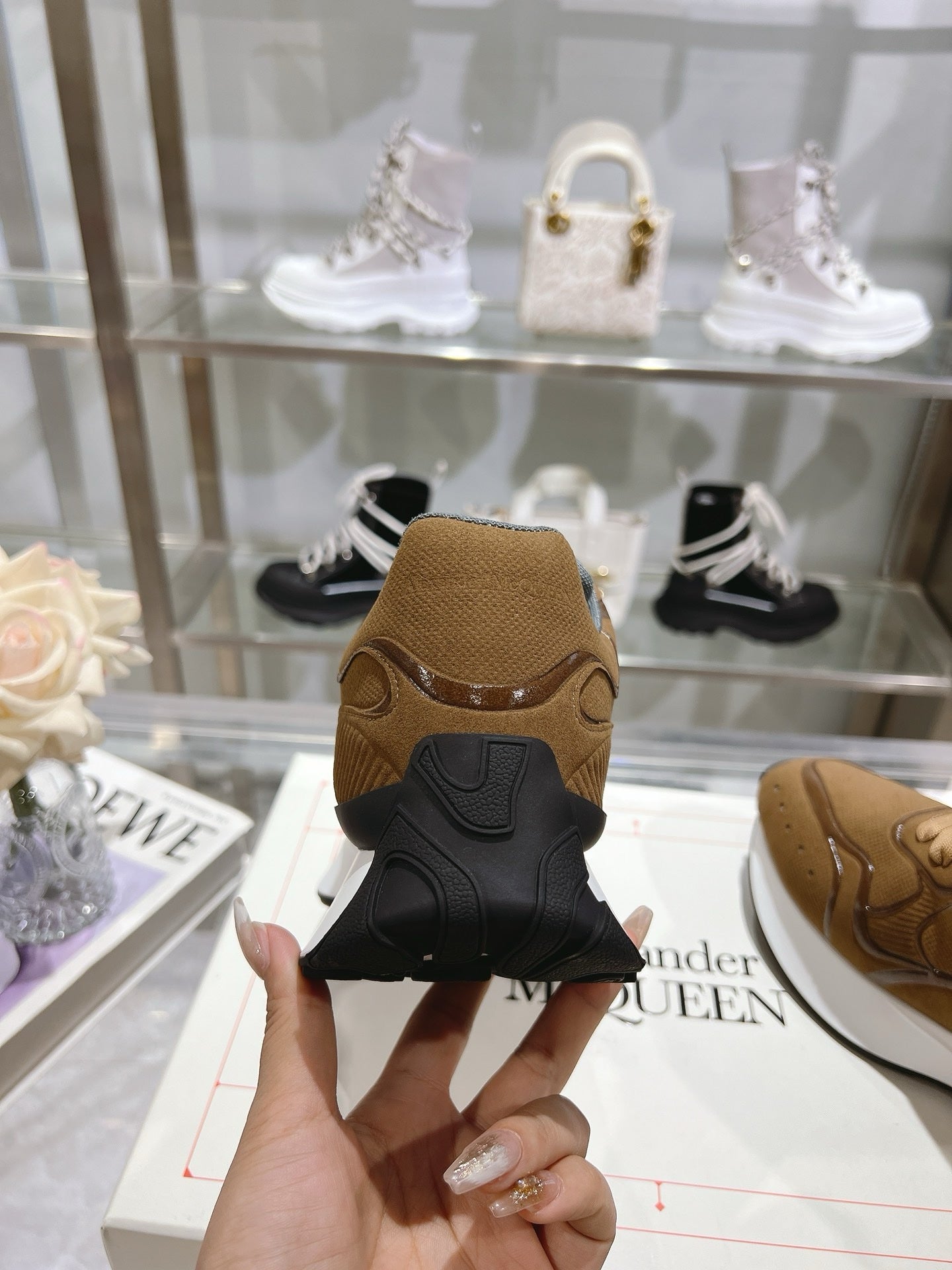 SNEAKERS ALEXANDER MCQUEEN SPRINT MARRON 3D