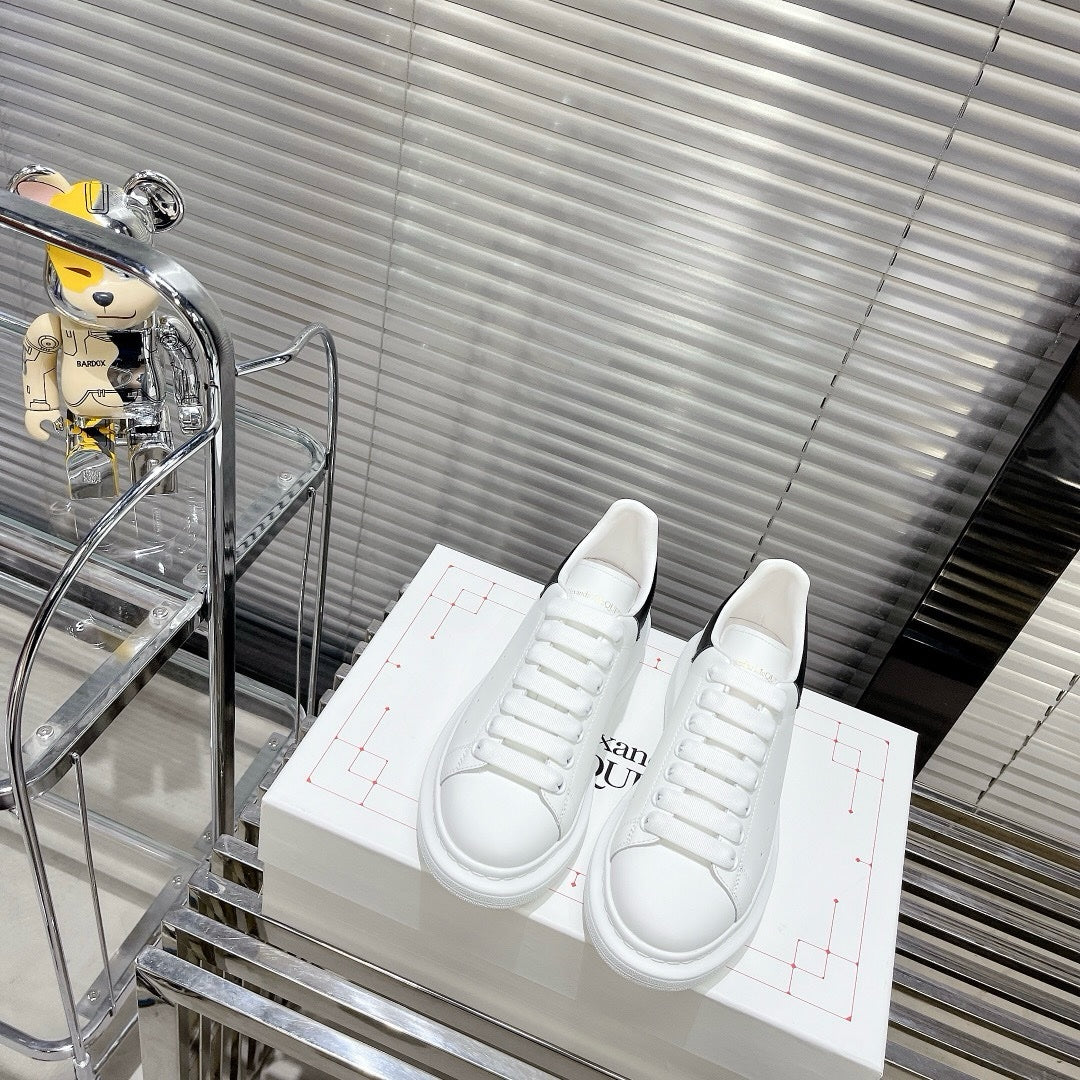 Sneakers Alexander McQueen Blanc (Cuir)