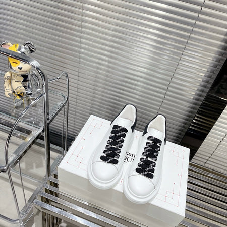 Sneakers Alexander McQueen Blanc Noir