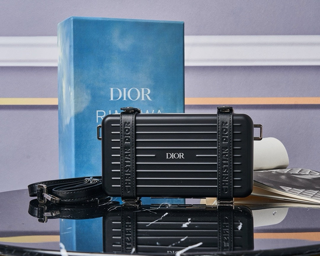 SACOCHE DIOR X RIMOWA