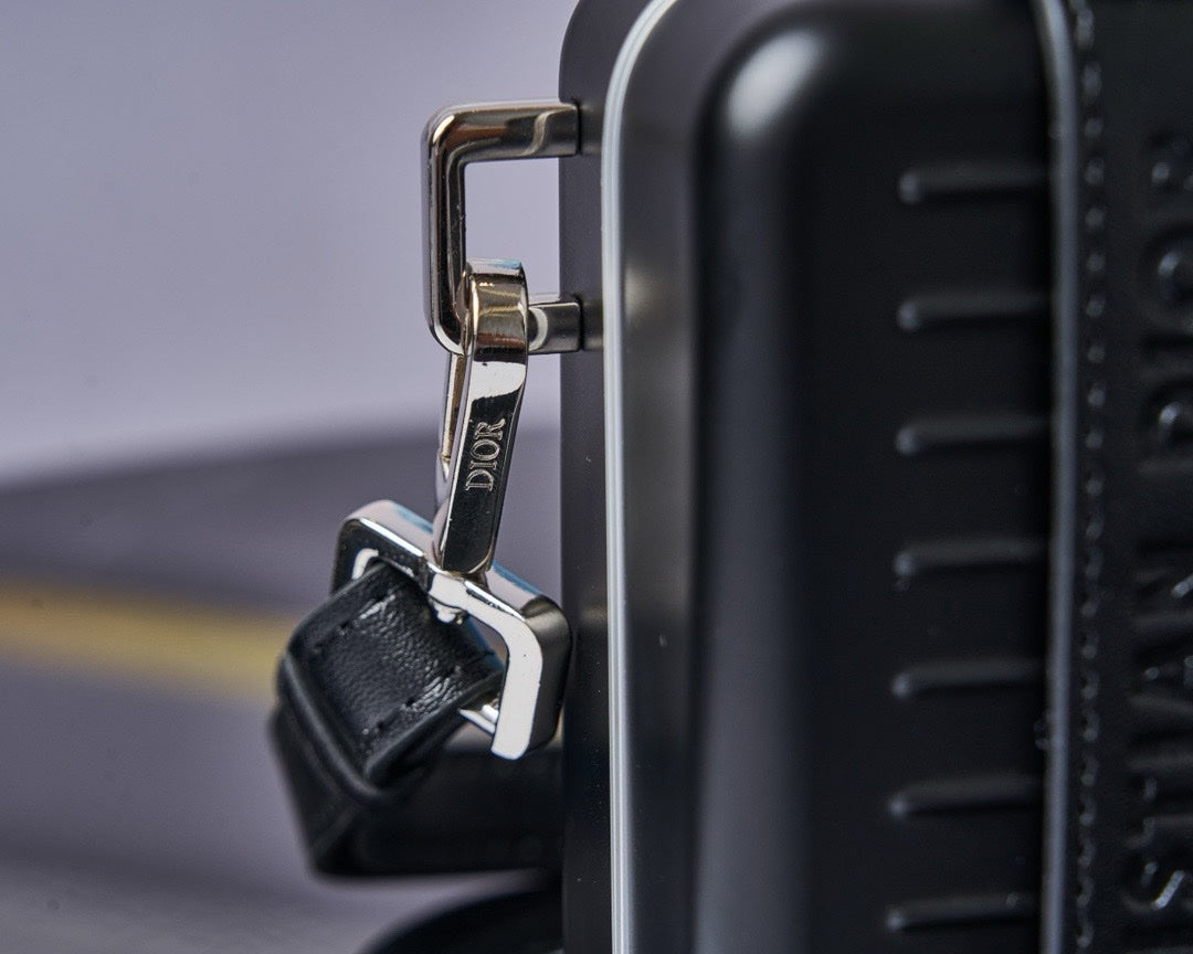 SACOCHE DIOR X RIMOWA