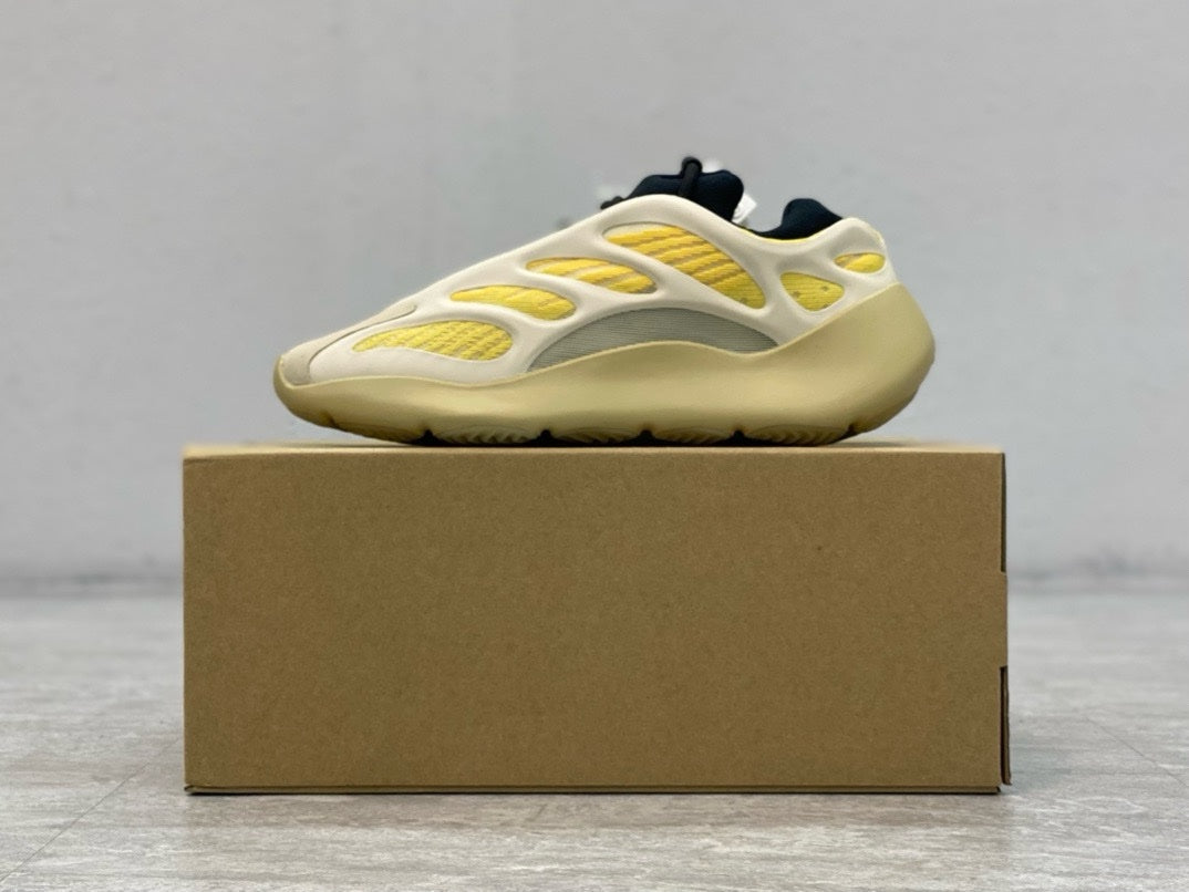 SNEAKERS ADIDAS YEEZY 700 V3 AZAEL