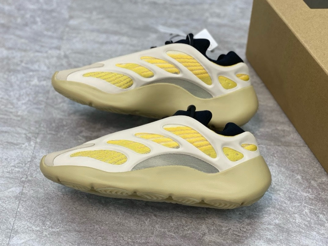 SNEAKERS ADIDAS YEEZY 700 V3 AZAEL