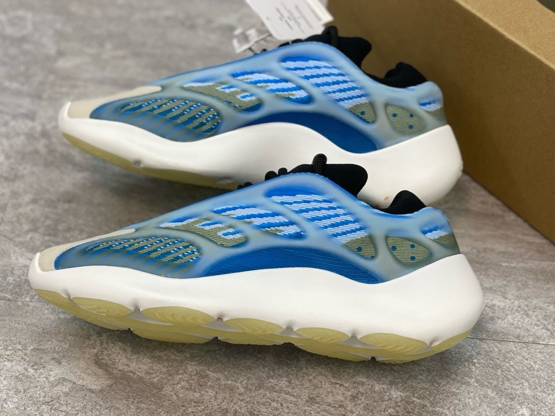 SNEAKERS ADIDAS YEEZY 700 V3 AZAEL