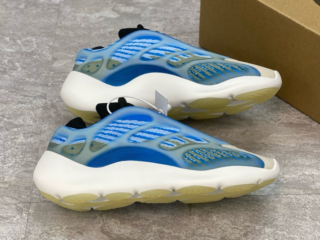 SNEAKERS ADIDAS YEEZY 700 V3 AZAEL