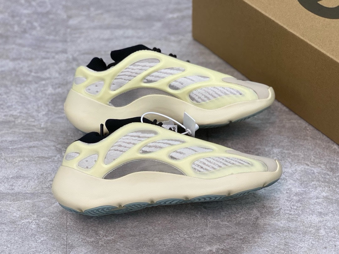SNEAKERS ADIDAS YEEZY 700 V3 AZAEL
