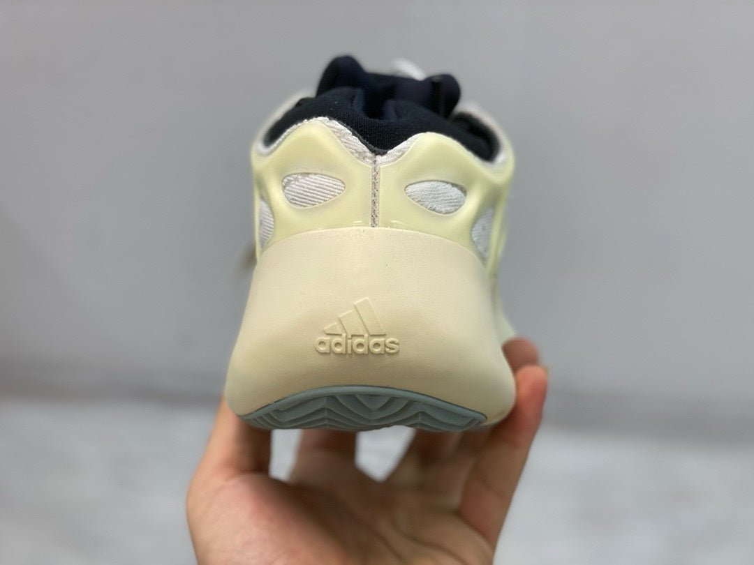 SNEAKERS ADIDAS YEEZY 700 V3 AZAEL