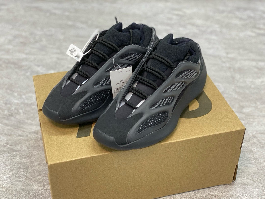 SNEAKERS ADIDAS YEEZY 700 V3 AZAEL