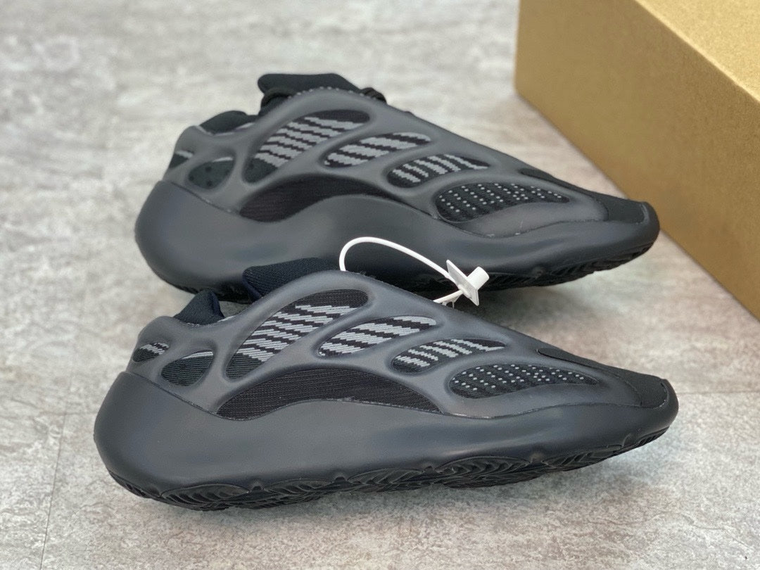 SNEAKERS ADIDAS YEEZY 700 V3 AZAEL