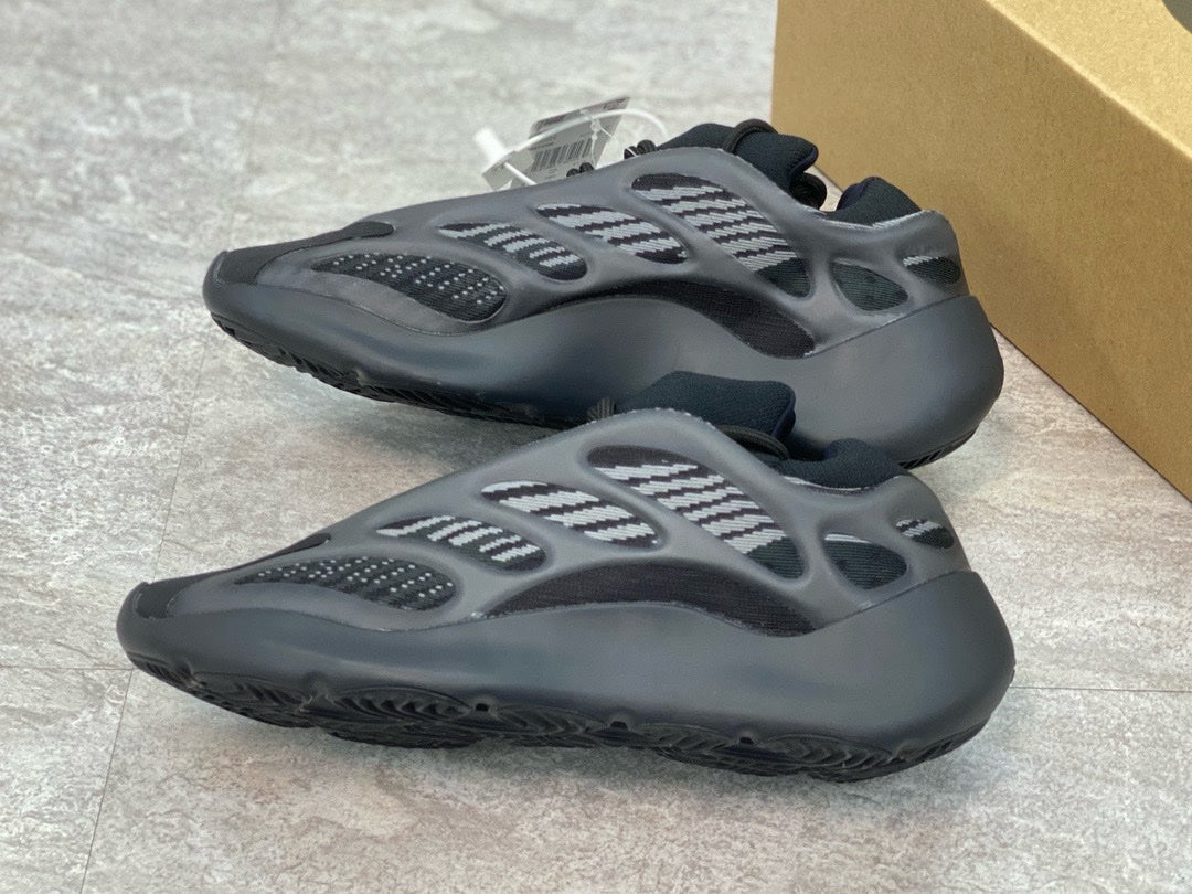 SNEAKERS ADIDAS YEEZY 700 V3 AZAEL