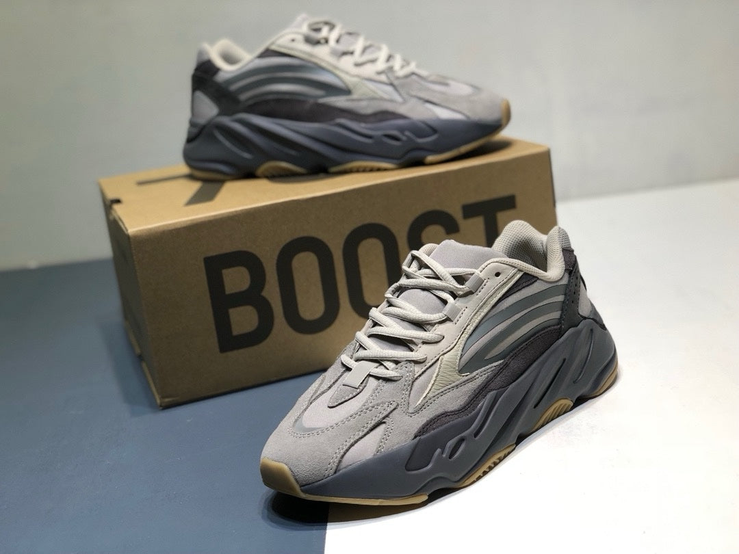 SNEAKERS ADIDAS YEEZYBOOST 700 GRIS