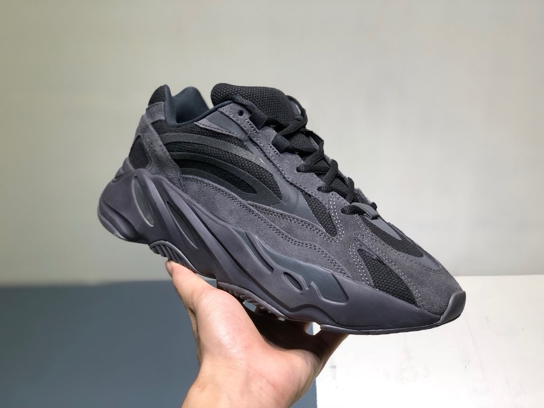 SNEAKERS ADIDAS YEEZYBOOST 700 NOIR