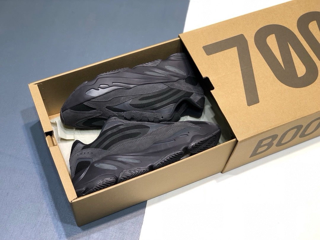 SNEAKERS ADIDAS YEEZYBOOST 700 NOIR
