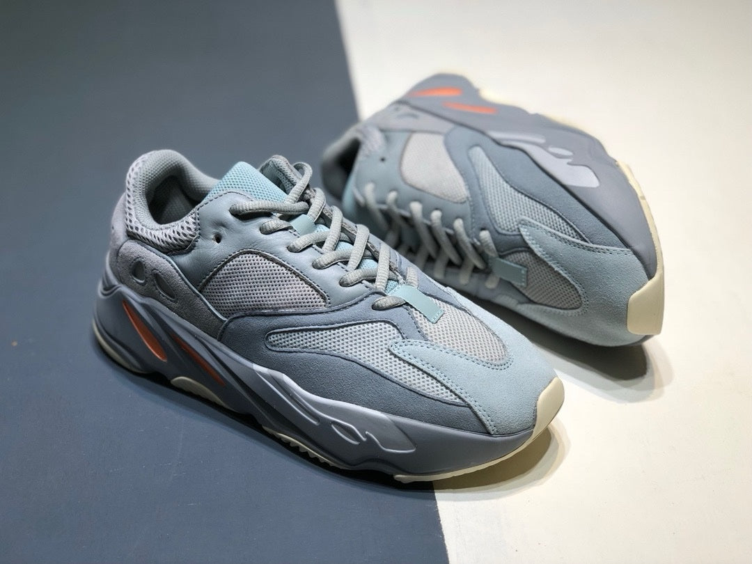 SNEAKERS ADIDAS YEEZYBOOST 700 GRIS