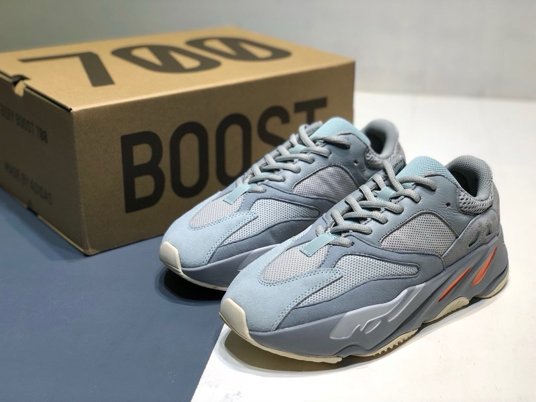 SNEAKERS ADIDAS YEEZYBOOST 700 GRIS