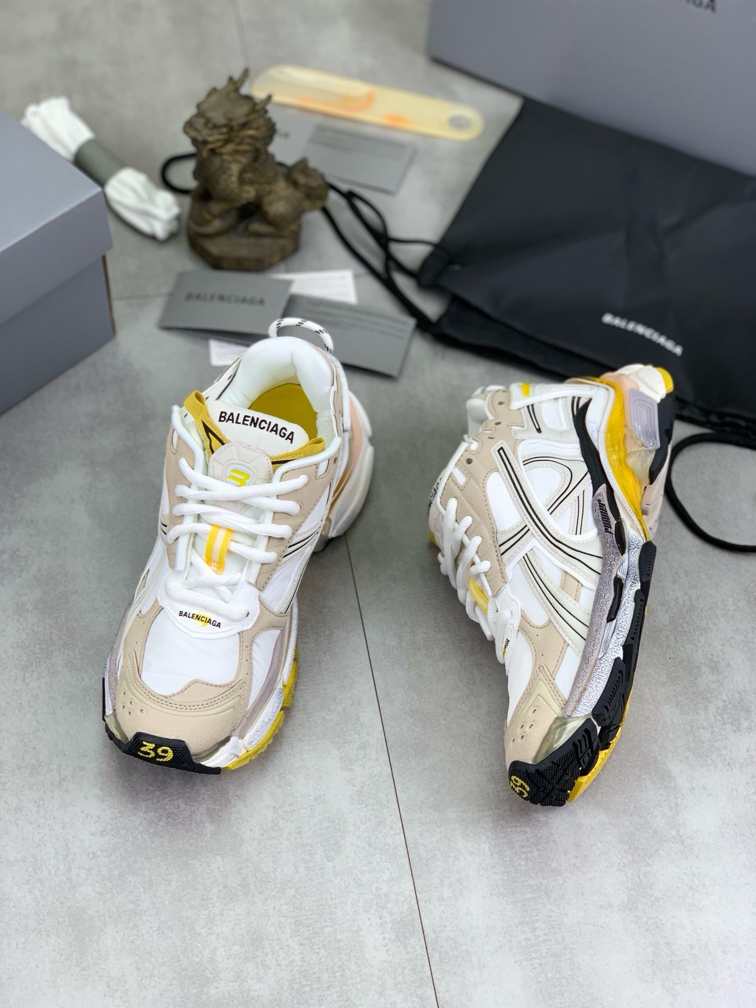 SNEAKERS BALENCIAGA RUNNER BLANC BEIGE