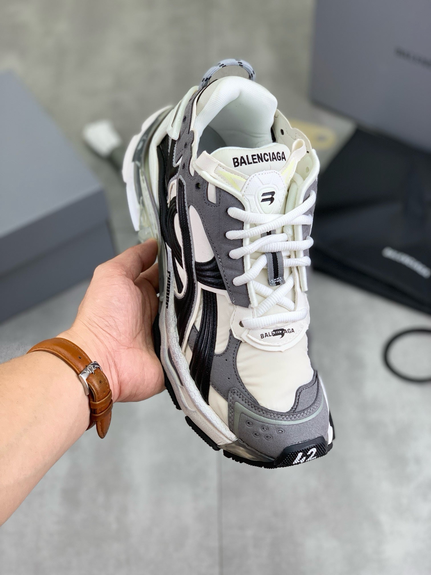 SNEAKERS BALENCIAGA RUNNER BLANC GRIS