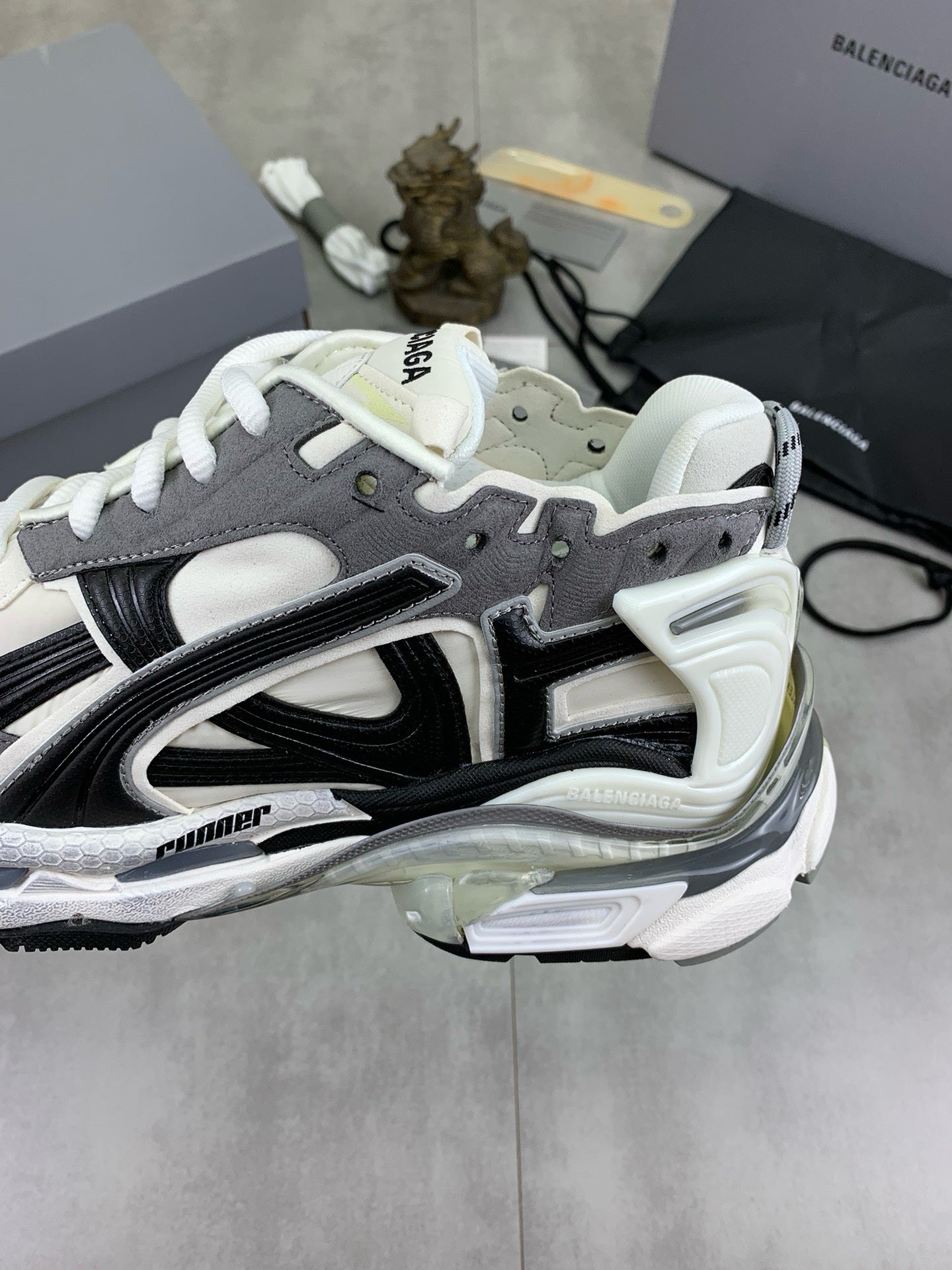 SNEAKERS BALENCIAGA RUNNER BLANC GRIS