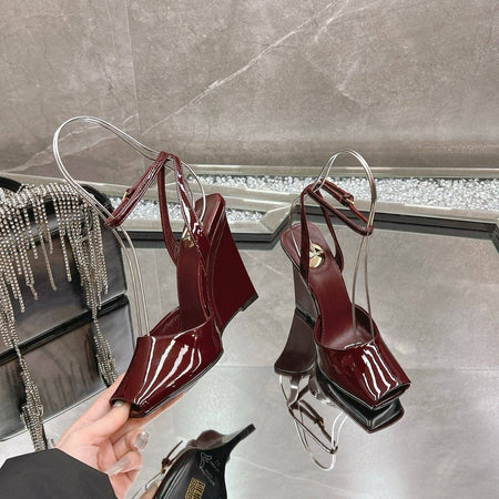 Talons Yves Saint Laurent Vernis Cerise