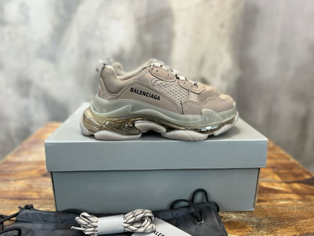 SNEAKERS BALENCIAGA TRIPLE S BEIGE