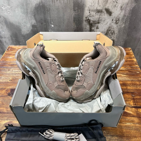 SNEAKERS BALENCIAGA TRIPLE S BEIGE