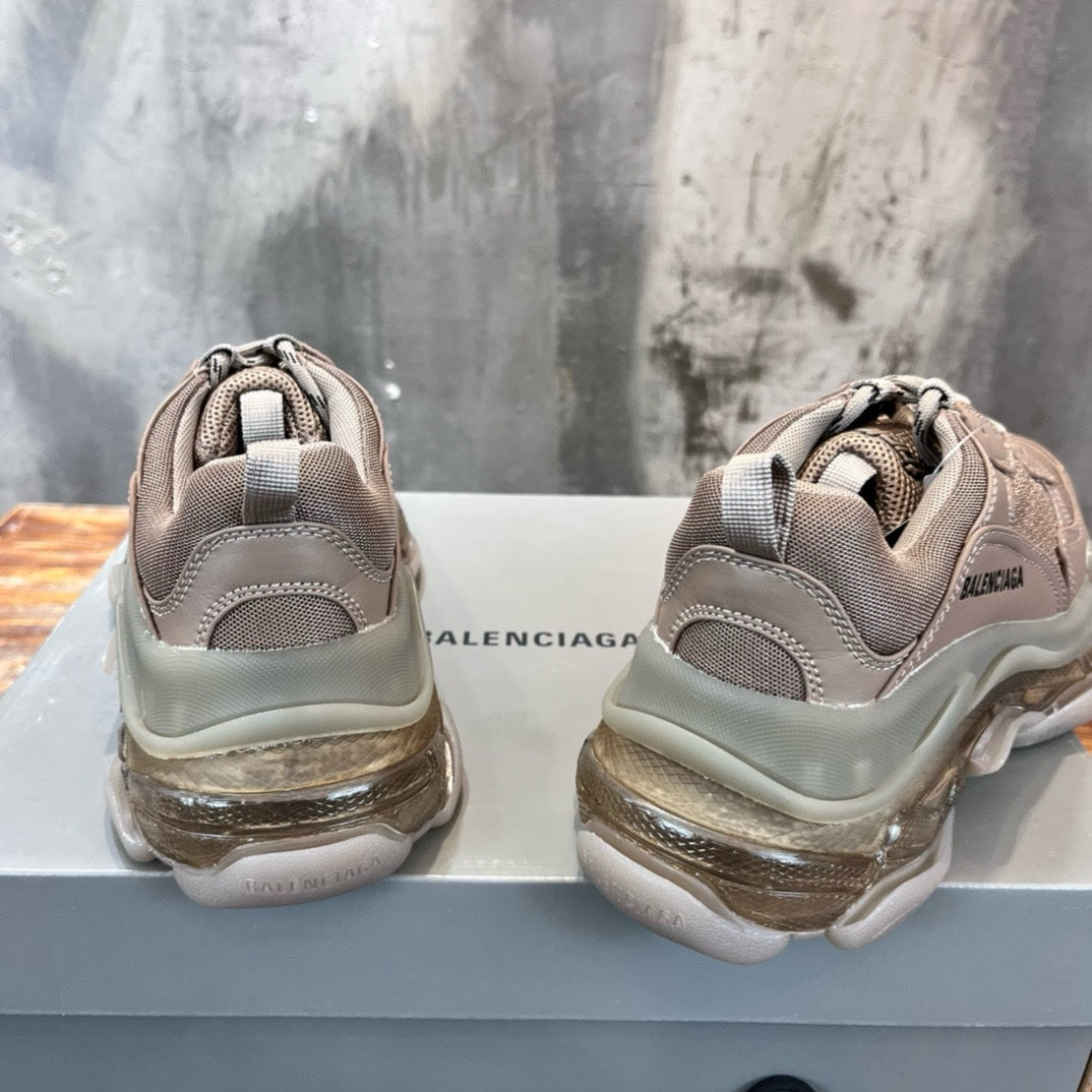 SNEAKERS BALENCIAGA TRIPLE S BEIGE