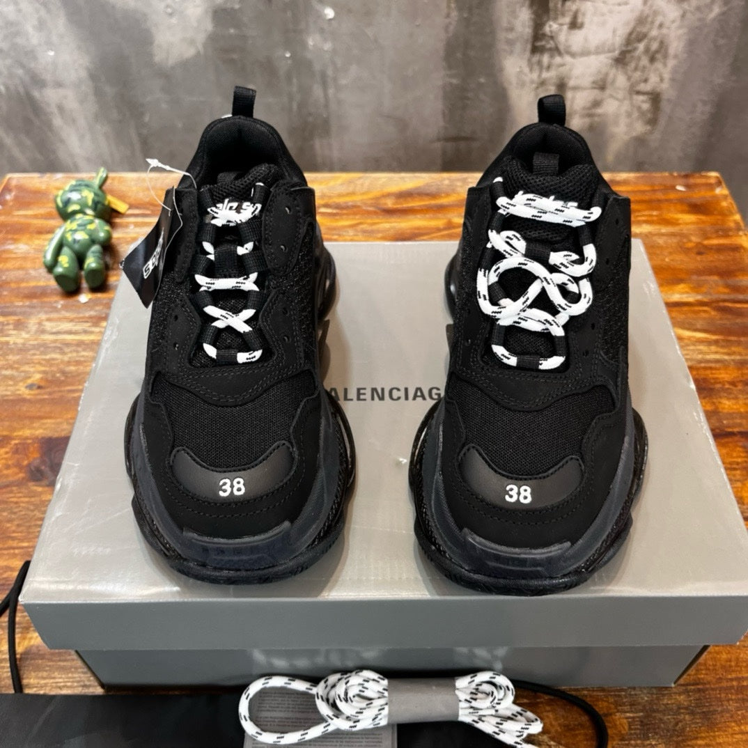 SNEAKERS BALENCIAGA TRIPLE S NOIR