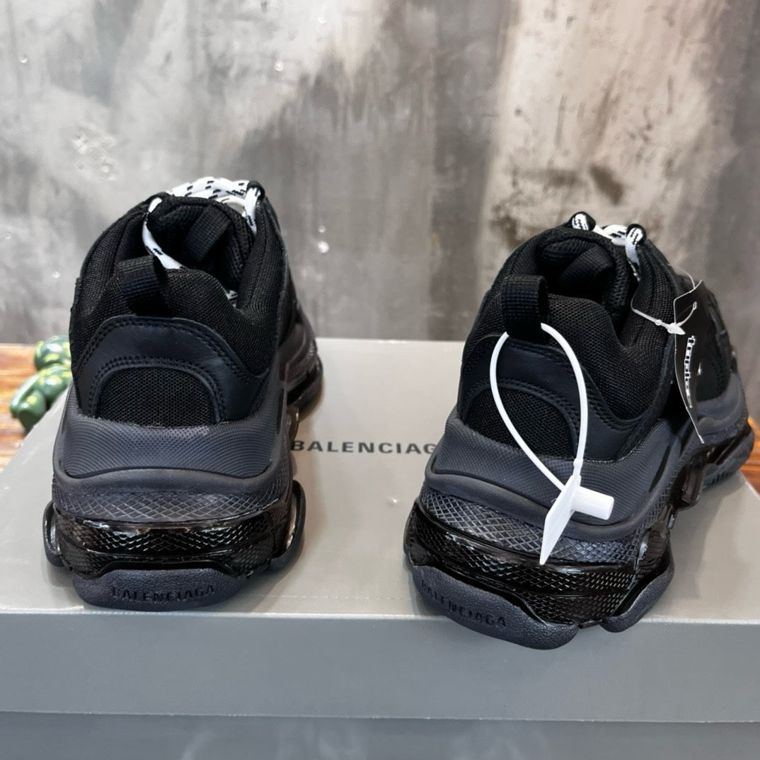 SNEAKERS BALENCIAGA TRIPLE S NOIR