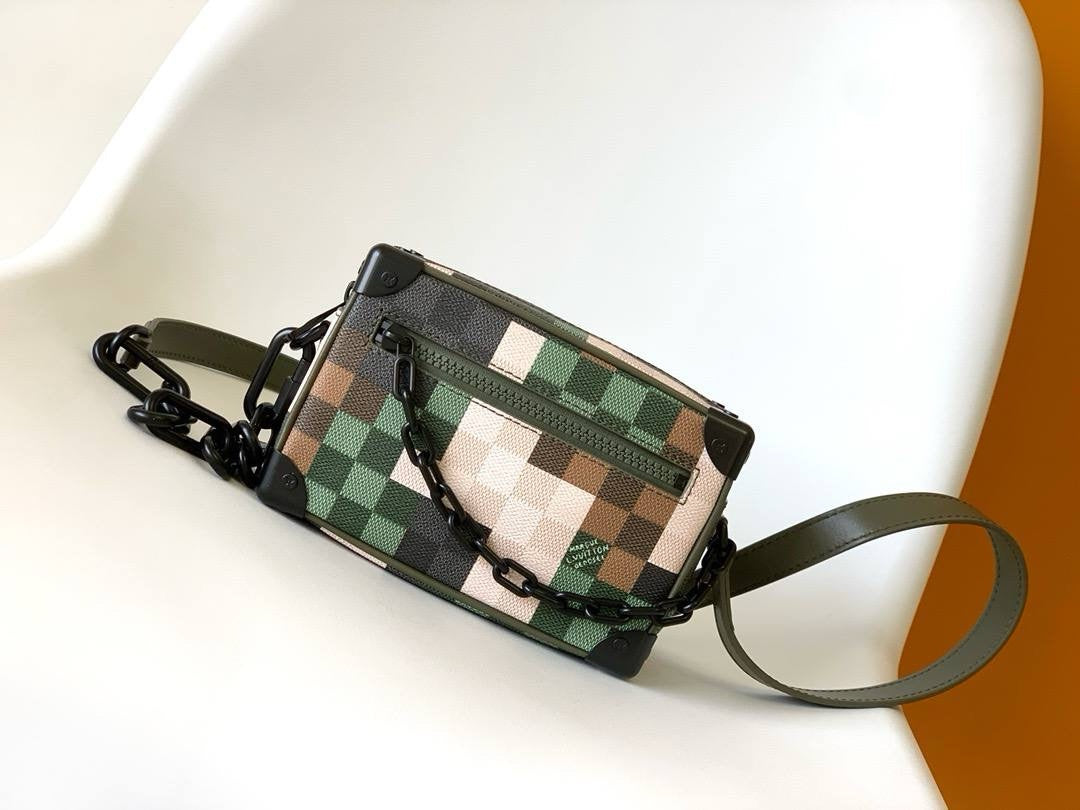 SACOCHE LOUIS VUITTON MINI SOFT TRUNK