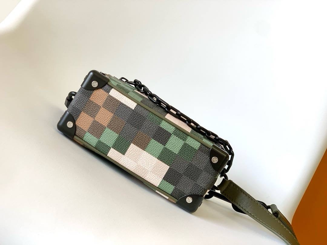 SACOCHE LOUIS VUITTON MINI SOFT TRUNK