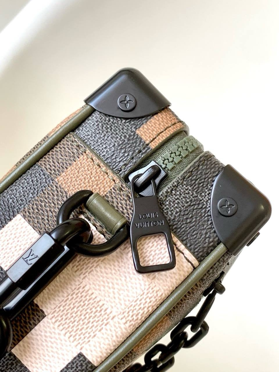 SACOCHE LOUIS VUITTON MINI SOFT TRUNK