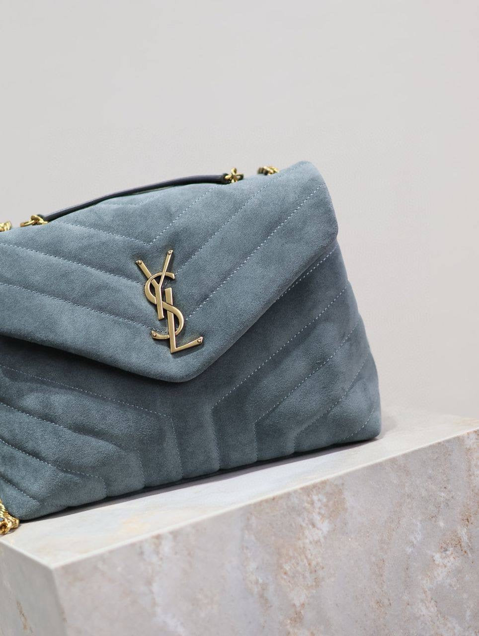 Sac A Main Yves Saint Laurent Loulou Daim Bleu