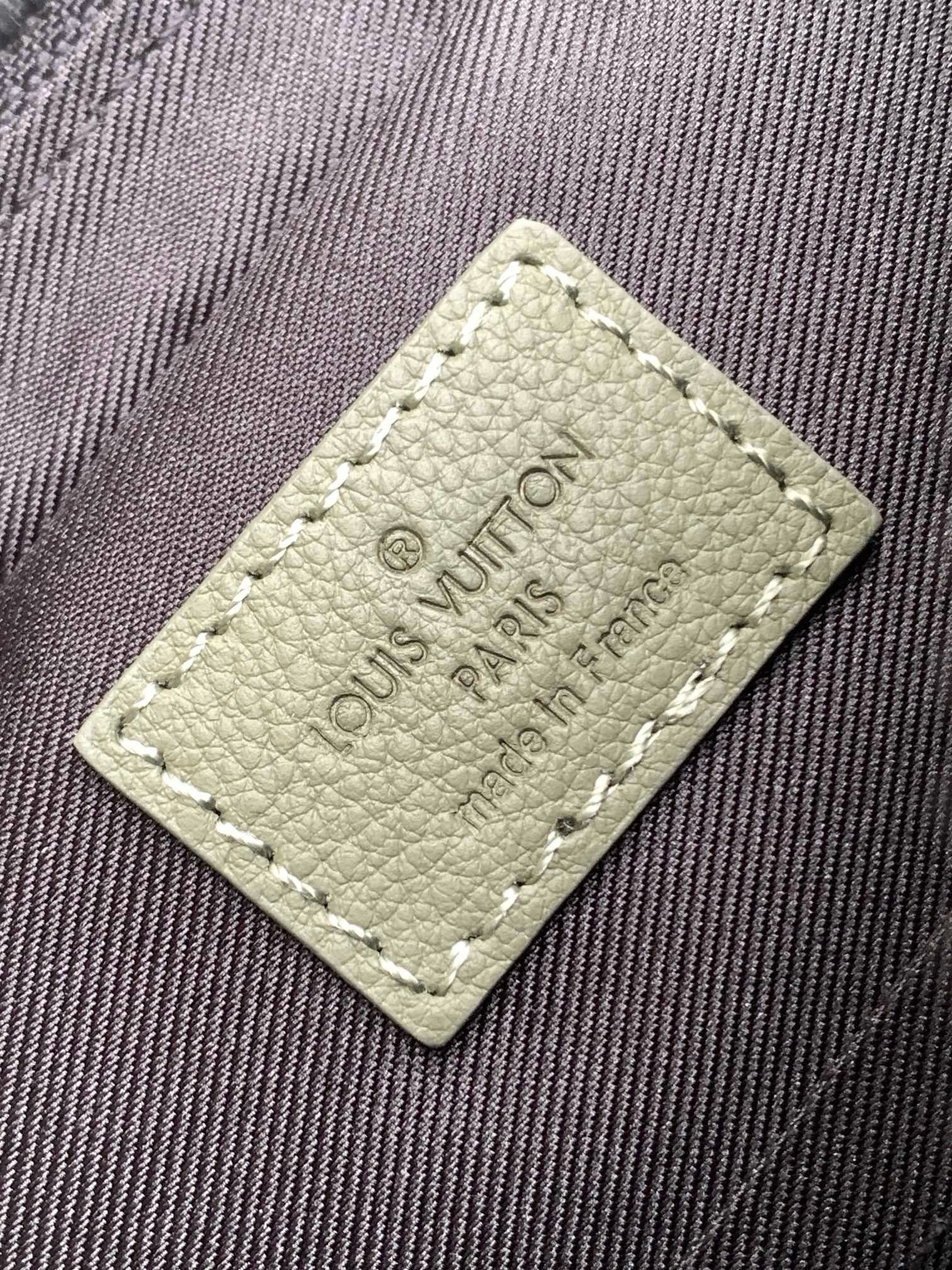 SACOCHE LOUIS VUITTON TRIO MESSENGER KAKI