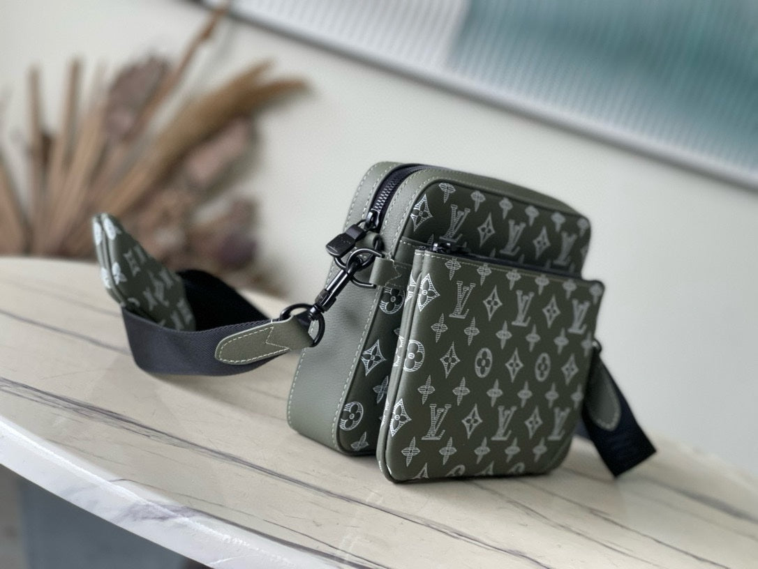 SACOCHE LOUIS VUITTON TRIO MESSENGER GRIS FONCÉ