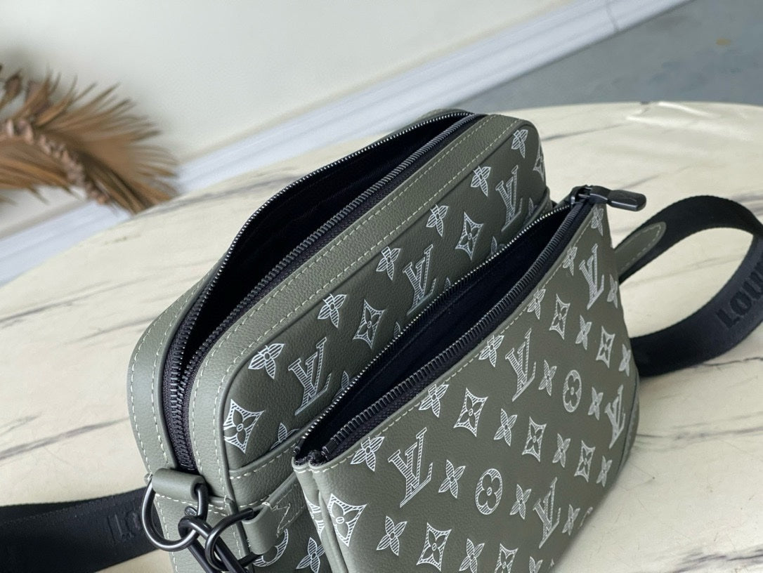 SACOCHE LOUIS VUITTON TRIO MESSENGER GRIS FONCÉ