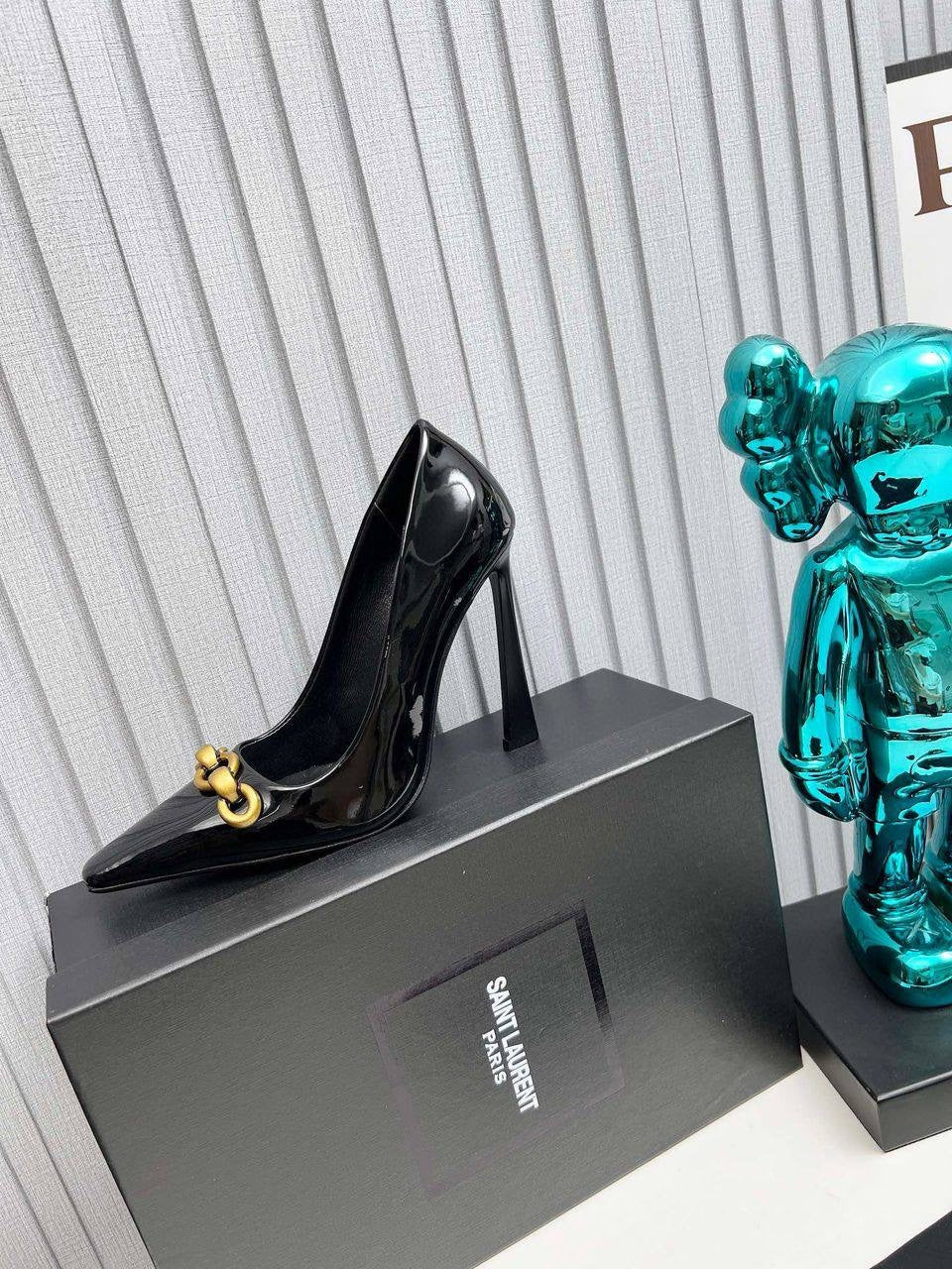 Talons Yves Saint Laurent