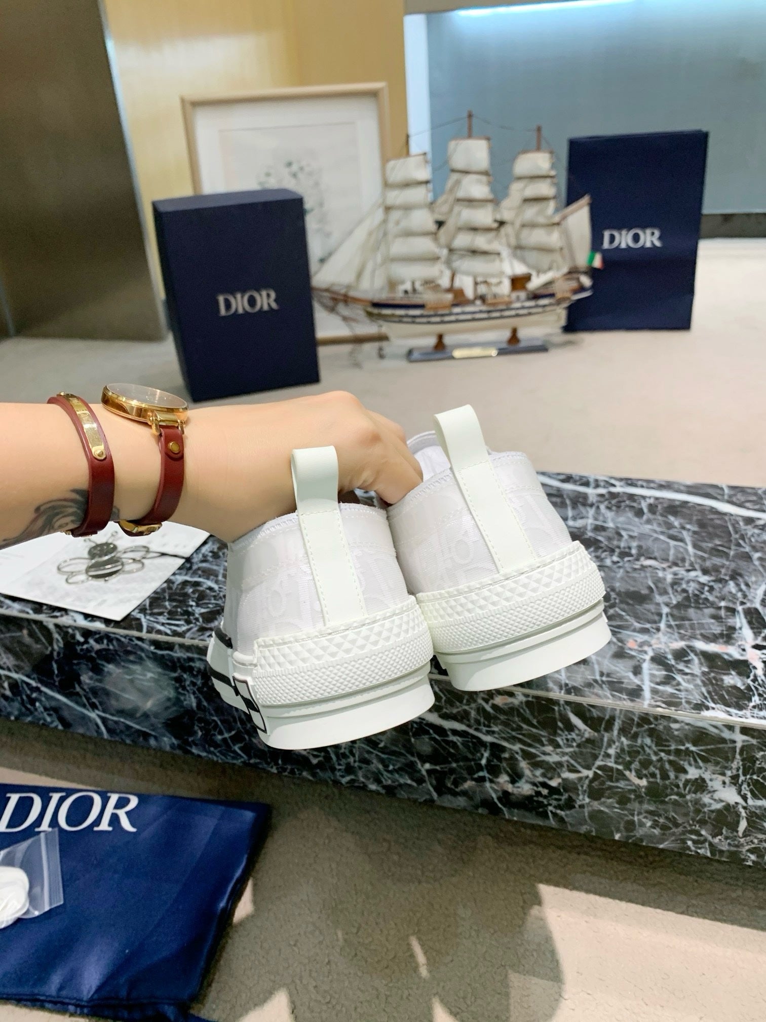 SNEAKERS DIOR B23 BASSES BLANCHES