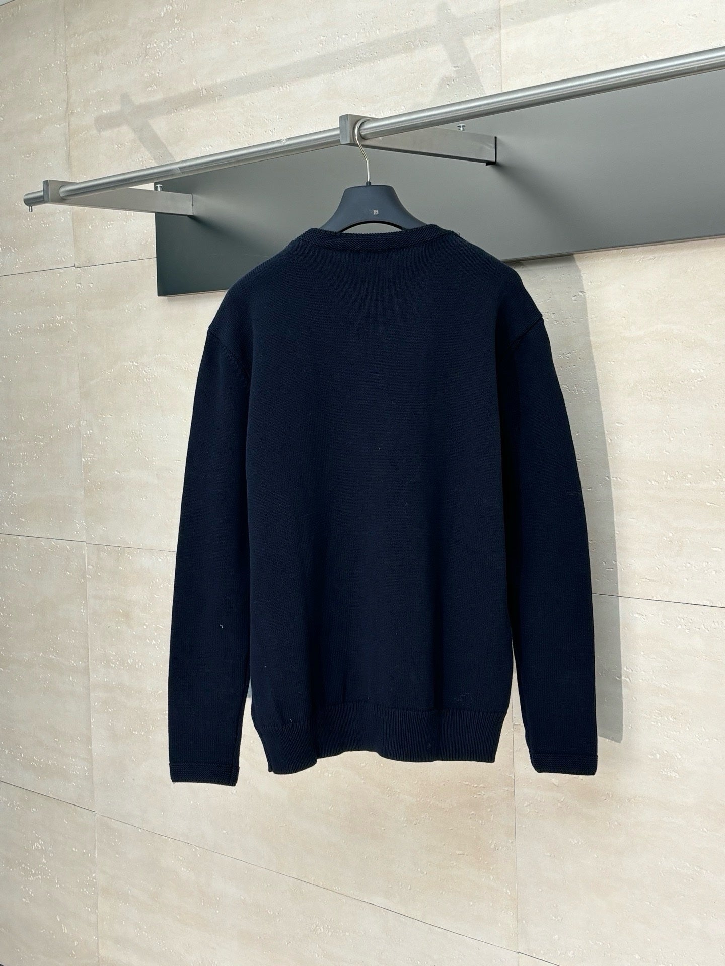 PULL DIOR REAL FRIENDS