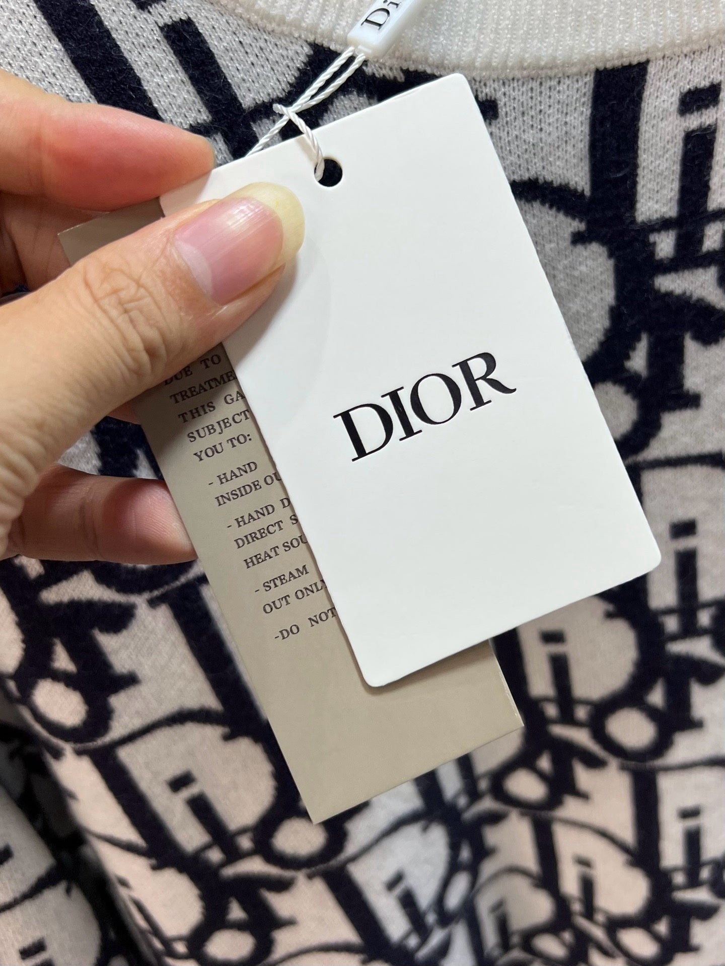 PULL DIOR OBLIQUE