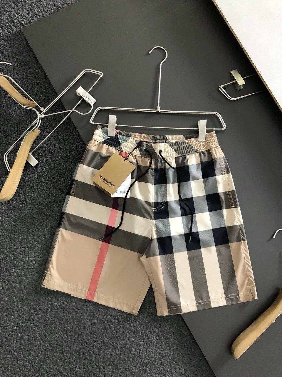 SHORT BURBERRY