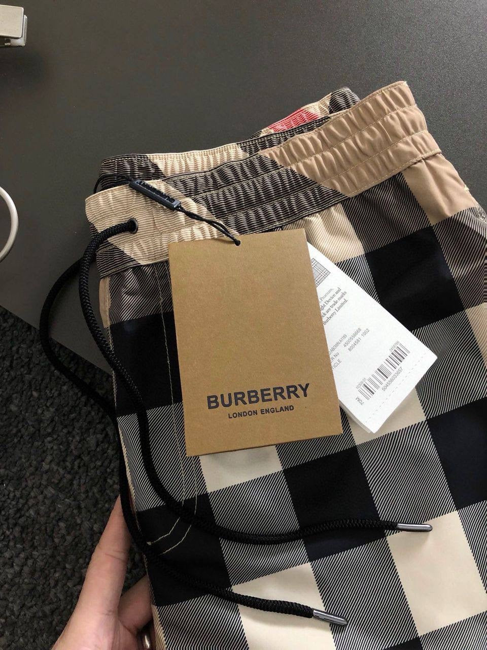 SHORT BURBERRY